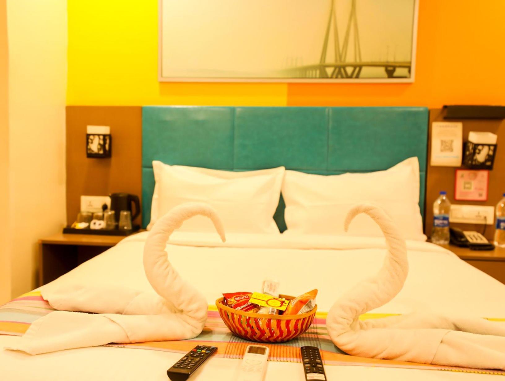 Hotel White Fields Hitec City, Hyderabad Exterior foto