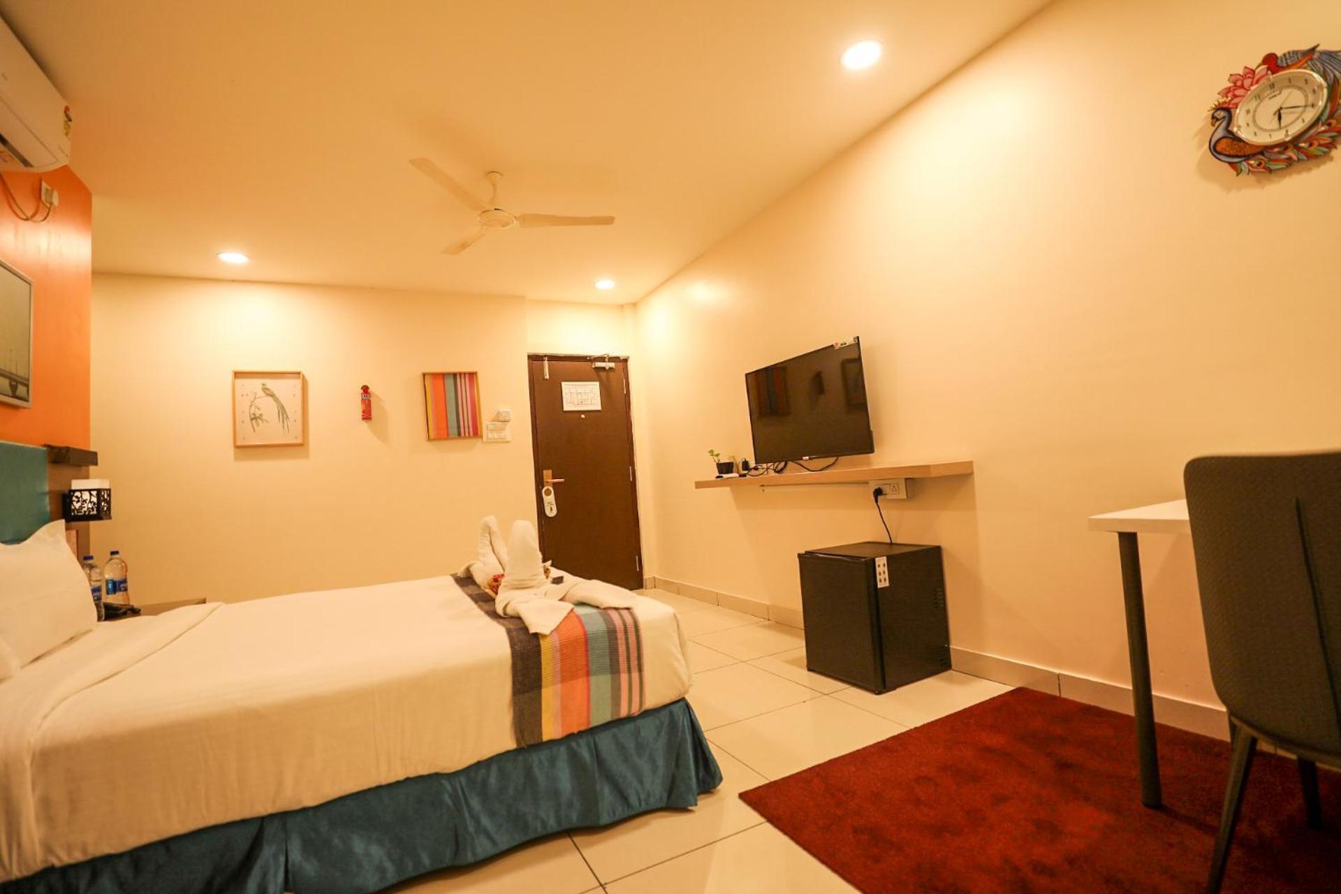 Hotel White Fields Hitec City, Hyderabad Exterior foto